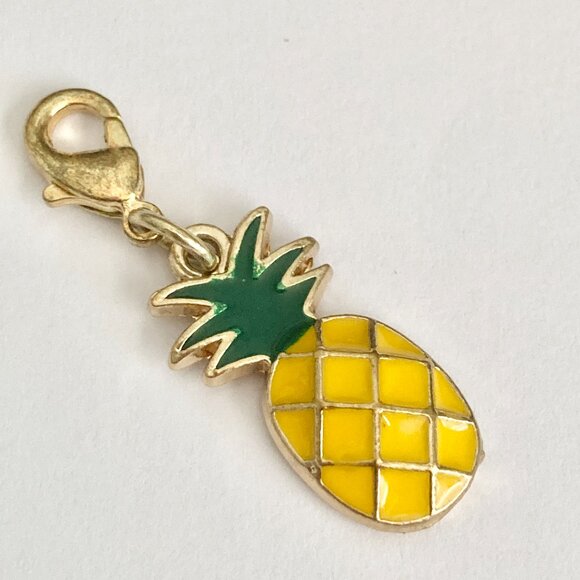 Gold Pineapple Charm Clip On Zipper Pull Purse Hawaiian Island Life Plated - Picture 3 of 6